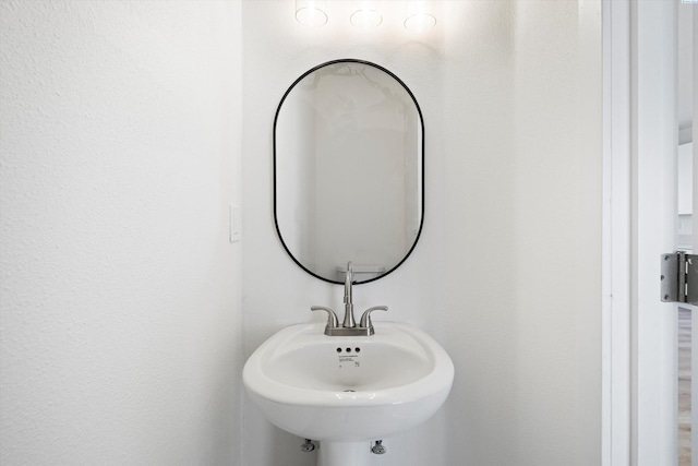 125 Claret Dr, Prosser, WA 99350 - bathroom featuring a sink