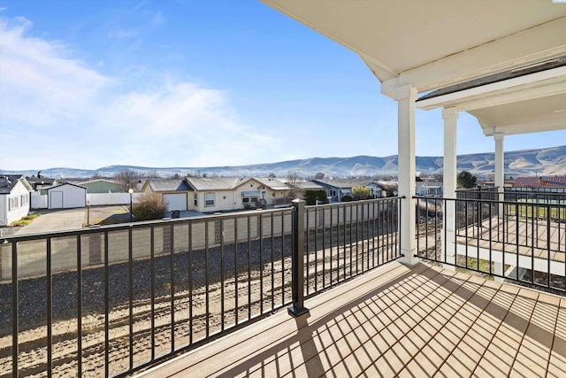 125 Claret Dr, Prosser, WA 99350 - wooden terrace with a residential view and a mountain view