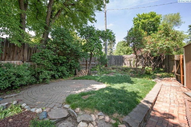 312 NW Harrison St, Pullman, WA 99163 - fenced backyard featuring a patio