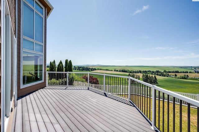 1105 SW Meyer Dr, Pullman, WA 99163 - wooden deck with a yard