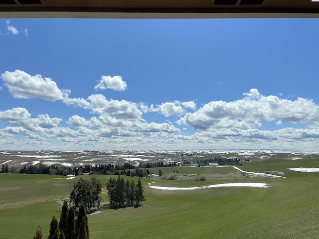 1105 SW Meyer Dr, Pullman, WA 99163 - surrounding community with view of golf course and a lawn