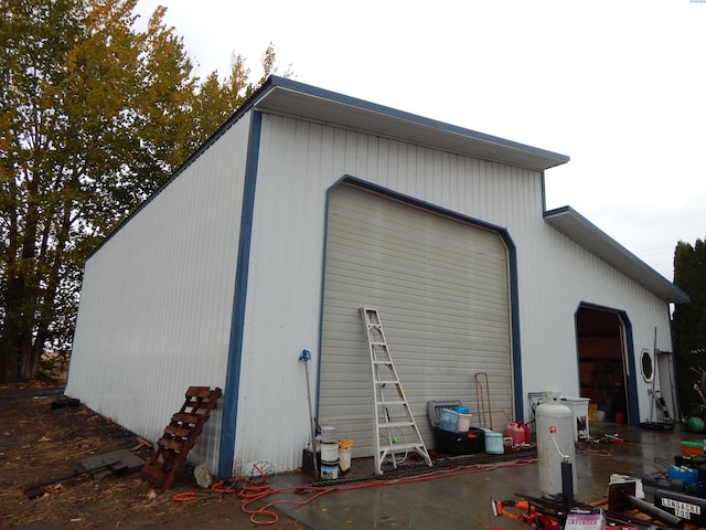 exterior space featuring an outdoor structure
