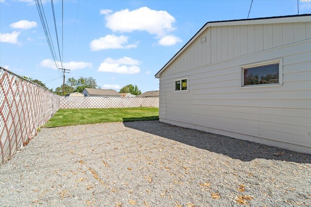 2008 Tinkle St, Richland, WA 99352 - view of yard