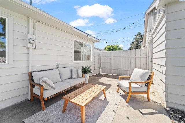 2008 Tinkle St, Richland, WA 99352 - view of patio / terrace featuring an outdoor hangout area and fence