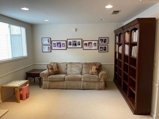 living room with carpet