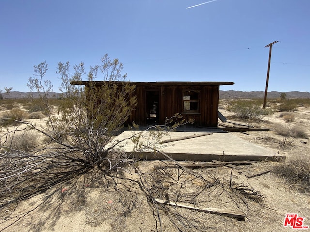 exterior space featuring a rural view