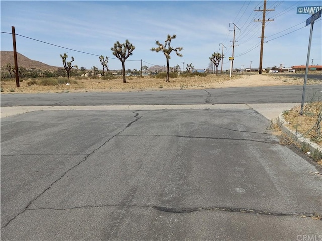 Listing photo 2 for 7 Twentynine Palms, Yucca Valley CA 92284