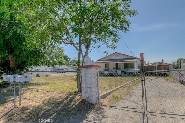 Listing photo 2 for 4630 N F St, San Bernardino CA 92407