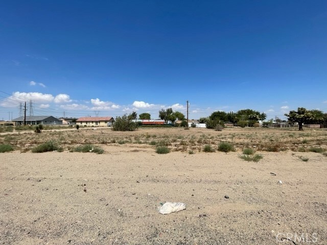 13930 Main St, Hesperia, CA 92345