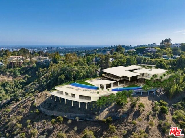 Listing photo 3 for 1100 Bel Air Rd, Los Angeles CA 90077