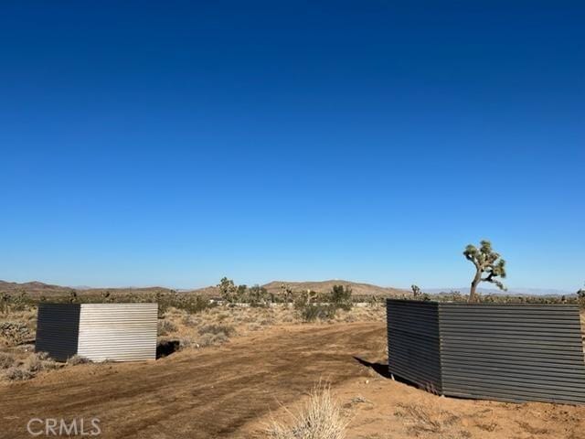 Listing photo 3 for 2801 Avalon Ave, Yucca Valley CA 92284