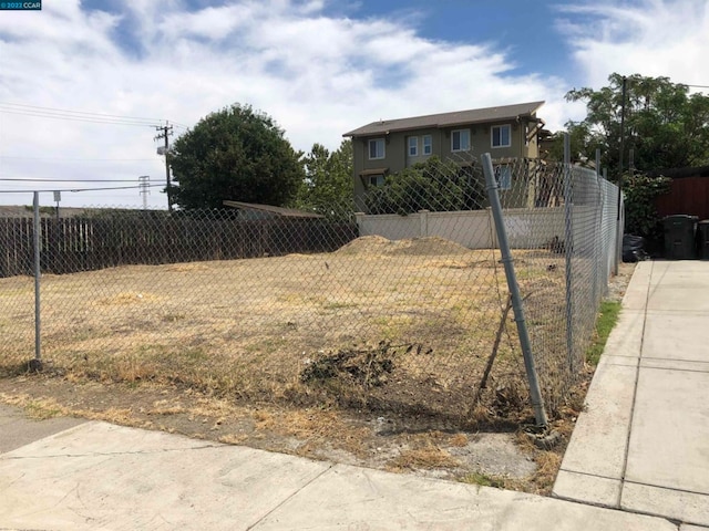 2111 Marsh Ave, Pittsburg CA, 94565 land for sale