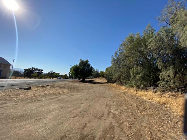 Listing photo 3 for 0 Airline Hwy, Tres Pinos CA 95075