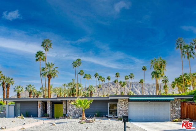 1585 E Madrona Dr, Palm Springs CA, 92264, 2 bedrooms, 2 baths house for sale