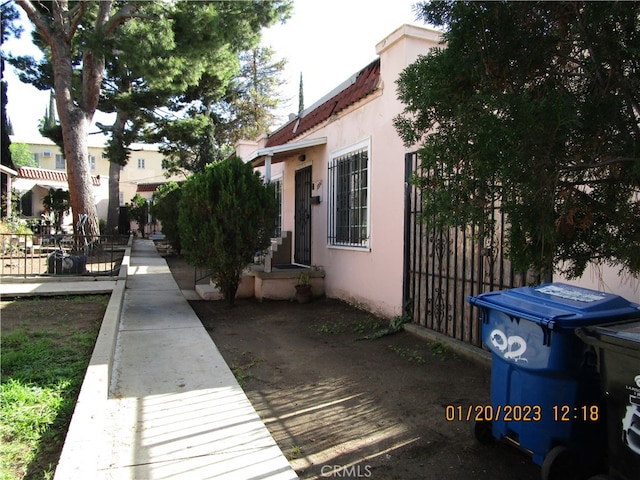 view of side of property