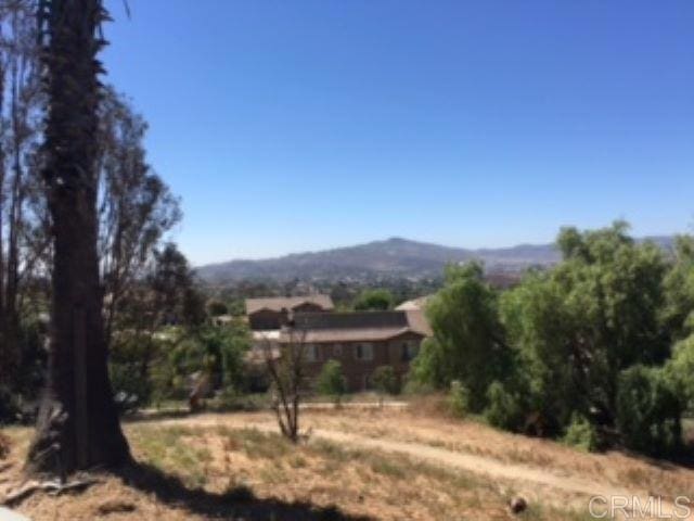 Listing photo 3 for Richland Rd, San Marcos CA 92069