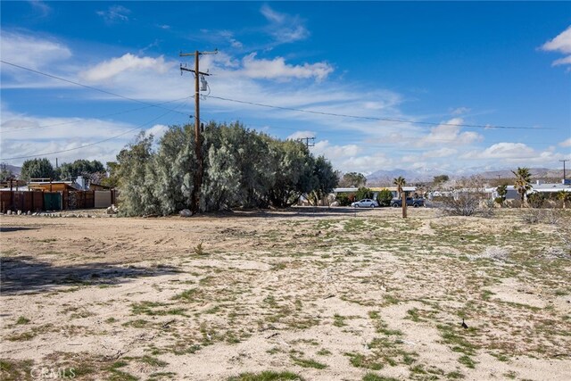 Listing photo 2 for 6394 Mountain View St, Joshua Tree CA 92252