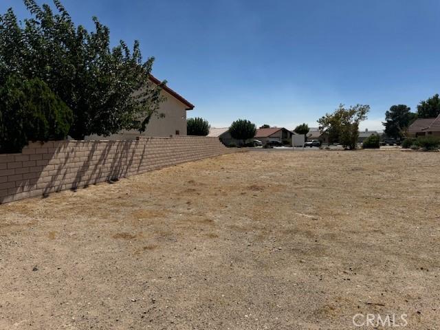 26306 Fleet Ln, Helendale, CA 92342 - photo 19
