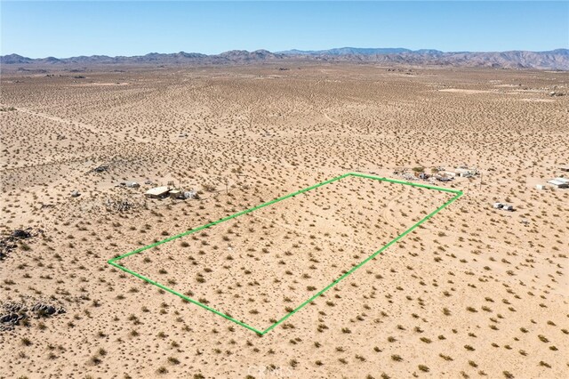 5900 Kickapoo Trl, Landers, CA 92285 - photo 13