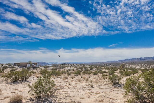 5900 Kickapoo Trl, Landers, CA 92285 - photo 8