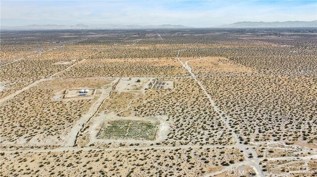 15745 Silver Rock Rd, Pinon Hills, CA 92372 - photo 12