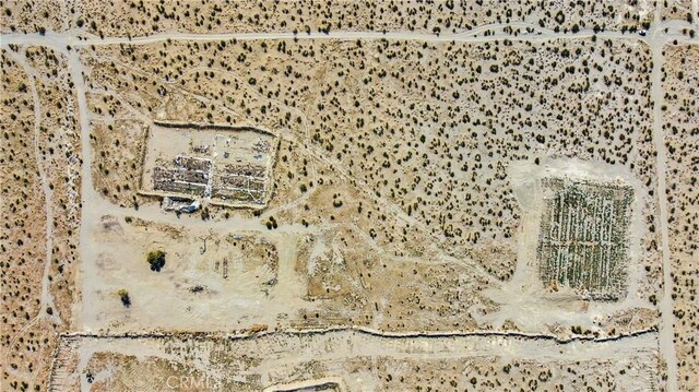 15745 Silver Rock Rd, Pinon Hills, CA 92372 - photo 13