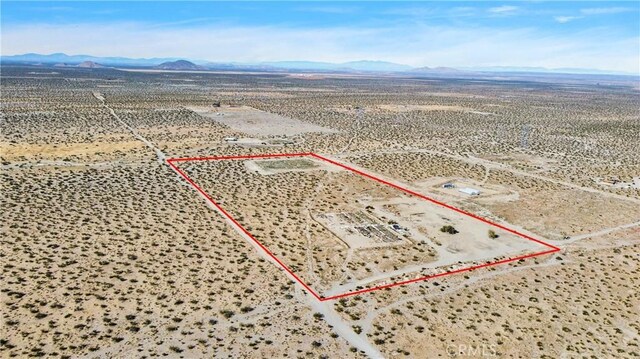 15745 Silver Rock Rd, Pinon Hills, CA 92372 - photo 1