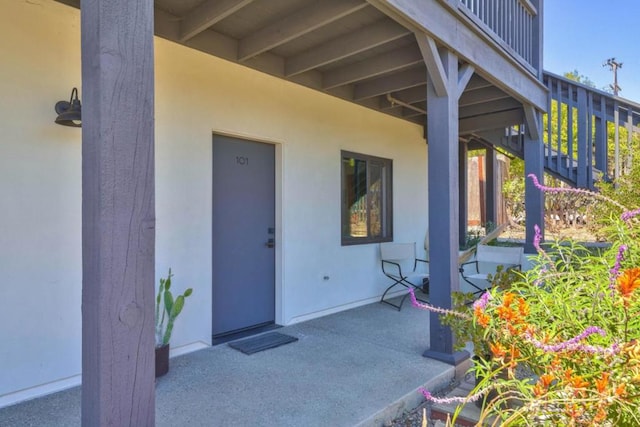 Listing photo 3 for 8 El Caminito Rd Unit 101-201, Carmel Valley CA 93924