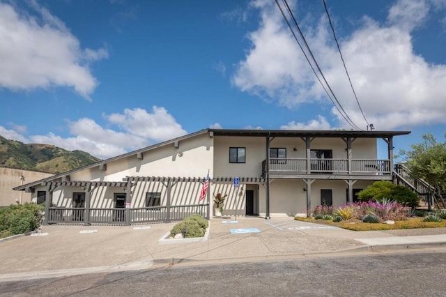 Listing photo 2 for 8 El Caminito Rd Unit 101-201, Carmel Valley CA 93924