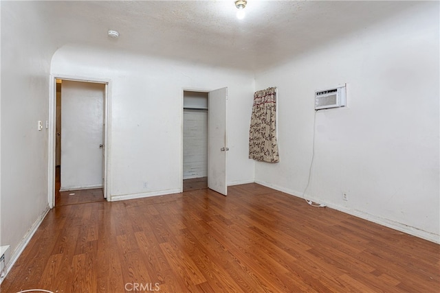 1558 W 105th St, Los Angeles, CA 90047