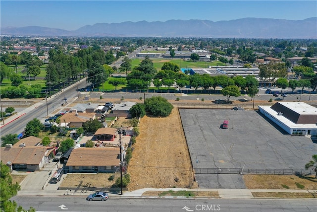 Listing photo 3 for 236 W 1st St, Rialto CA 92376