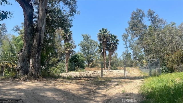 Listing photo 2 for 38183828 N Osbun Rd, San Bernardino CA 92404