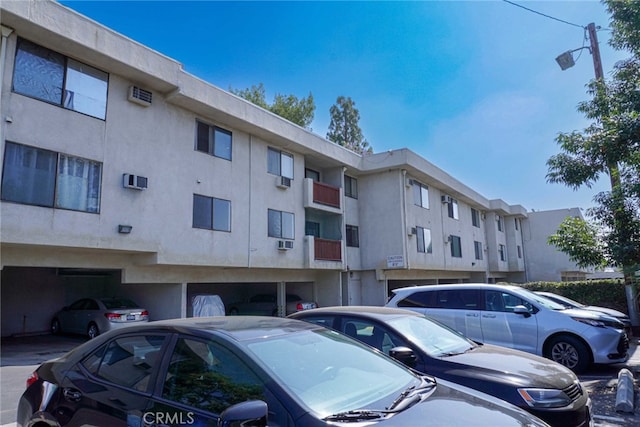 Listing photo 2 for 20234 Cantara St Unit 229, Winnetka CA 91306