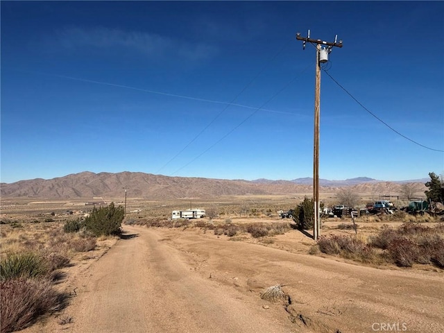 18 Luna Mountain Rd, Apple Valley, CA 92308 - photo 4