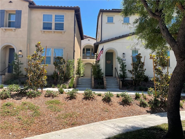 15974 Jamie Ln Unit 5, Fontana CA, 92336, 3 bedrooms, 2 baths condo for sale