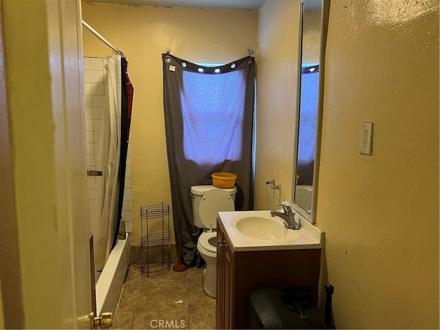 full bathroom with toilet, shower / bath combo, tile floors, and large vanity