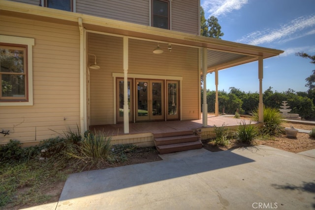 property entrance with a patio area