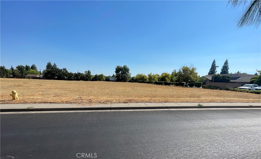 1387 E Lassen Ave, Chico, CA 95973 - photo 1