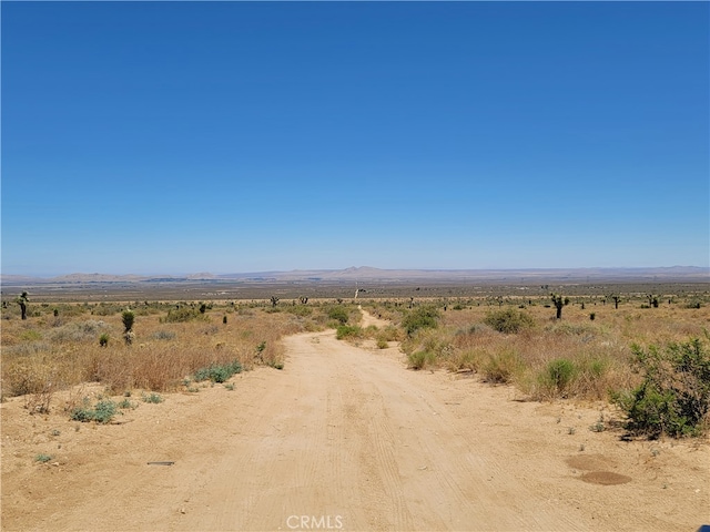 Listing photo 3 for 18501 Fort Tejon Rd, Llano CA 93544