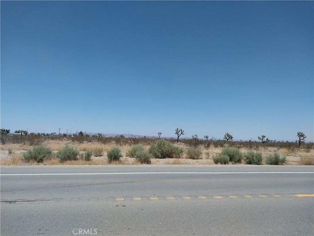 5900 Palmdale Rd, Adelanto, CA 92371 - photo 2