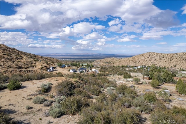 Listing photo 3 for 8160 Green Rd, Pinon Hills CA 92372