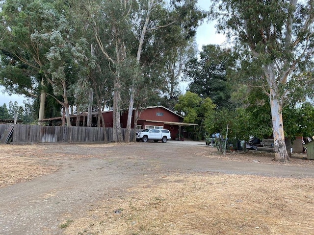 view of front of property