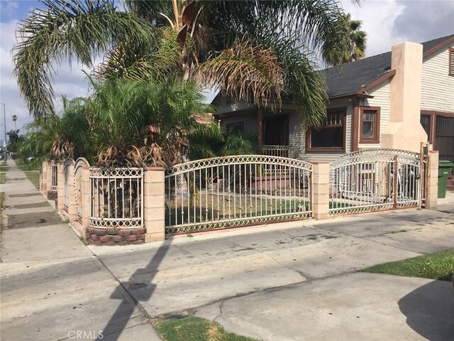 view of front of home