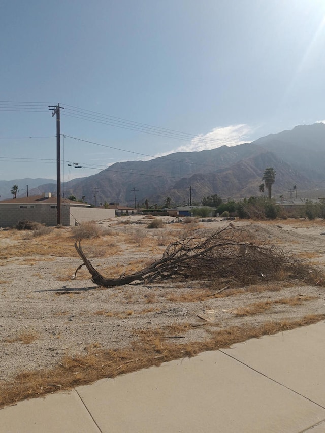 Listing photo 3 for 294 Tramview Rd, Palm Springs CA 92262