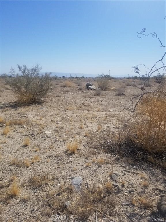 1095 Riviera Cir, Salton City, CA 92274 - photo 2
