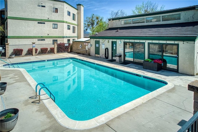 10 Royale Ave Unit 13A-2, Lakeport, CA 95453 - pool featuring a patio and fence