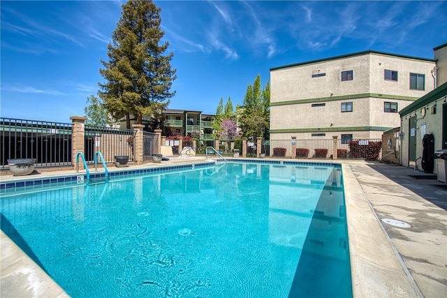 10 Royale Ave Unit 13A-2, Lakeport, CA 95453 - community pool featuring fence