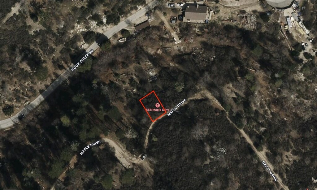 658 Maple Dr, Lake Arrowhead, CA 92352