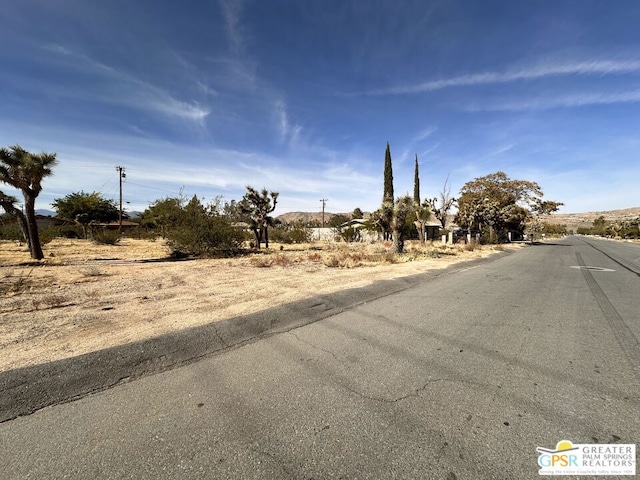 Listing photo 2 for 7690 Elata Ave, Yucca Valley CA 92284