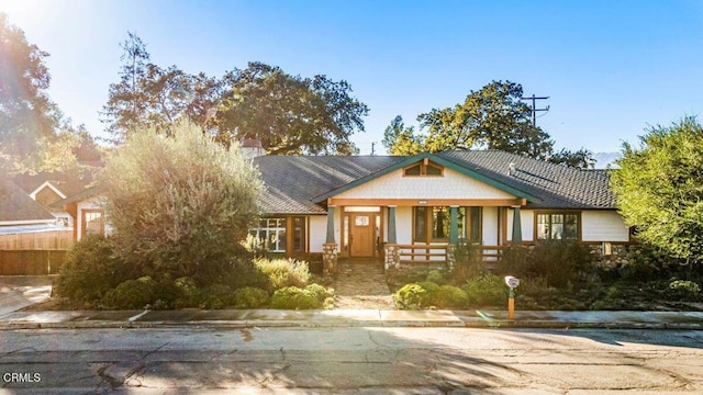 view of front of home featuring covered porch